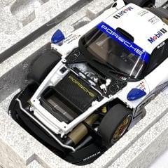 1:18 Porsche 911 GT1 24H Le Mans 1997 Mobil 1 Stuck - Autoart // CNR