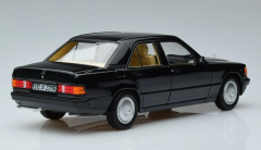 1:18 Mercedes-Benz 190E W201 Black 1984 - Norev