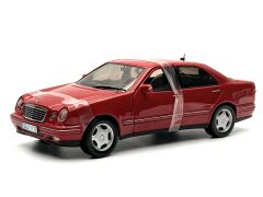 1:18 Mercedes-Benz E Class E320 Avantgarde W210 Red- SunStar