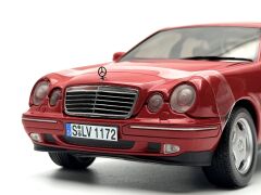 1:18 Mercedes-Benz E Class E320 Avantgarde W210 Red- SunStar