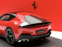 1:18 Ferrari 12Cilindri Rosso Corsa 2024 - BBR MODEL