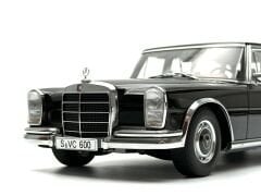 1:18 Mercedes-Benz 600 Pullman W100 Limousine Black - Autoart Dealer