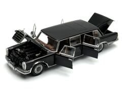 1:18 Mercedes-Benz 600 Pullman W100 Limousine Black - Autoart Dealer