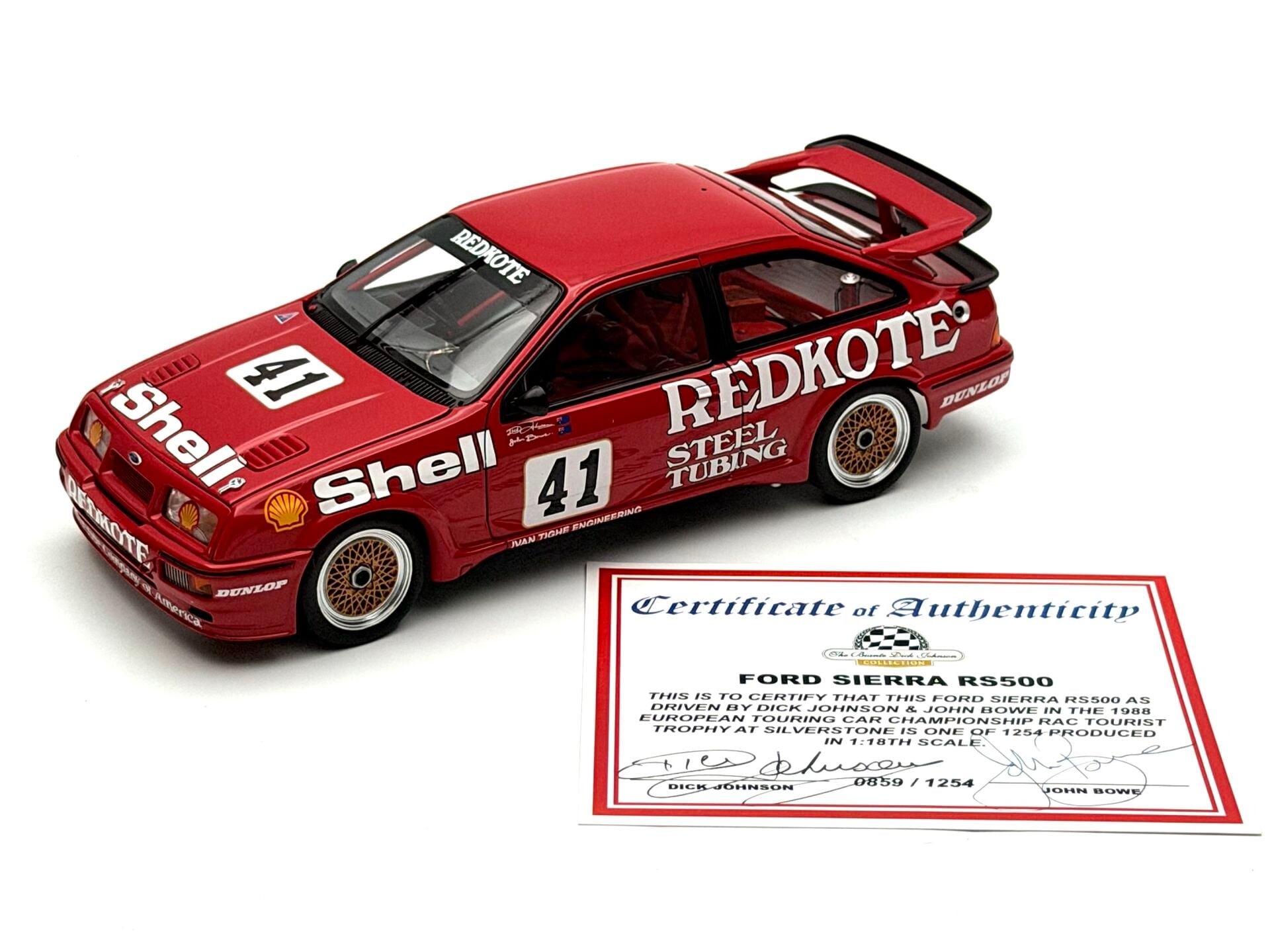 1:18 Ford Sierra RS500 Silverstone 1988 Shell - Autoart