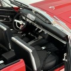 1:18 Ford Fairlane GT Red 1967 - GMP