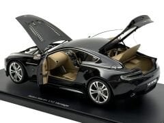 1:18 Aston Martin V12 Vantage 2010 Black 70207- Autoart