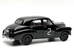 1:18 Holden 48-215 NSW Sedan Car Champion 1956 - Autoart