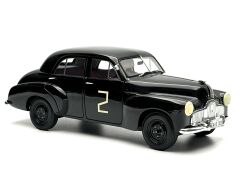 1:18 Holden 48-215 NSW Sedan Car Champion 1956 - Autoart