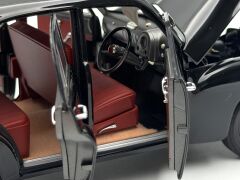 1:18 Holden 48-215 NSW Sedan Car Champion 1956 - Autoart
