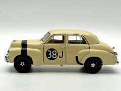 1:18 Holden FJ Sedan 1964 Lakeside Raceway  - Autoart