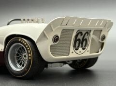 1:18 Chapparal 2 Winner 1965 Bridgehampton GP - Exoto RLG