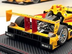 1:18 Porsche RS Spyder ALMS 2007 DHL 80774 - Autoart