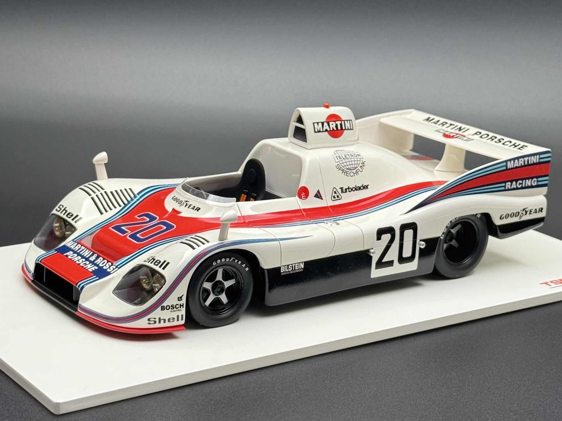1:18 Porsche 936 World Sport CC 3rd Martini Racing - TSM Model