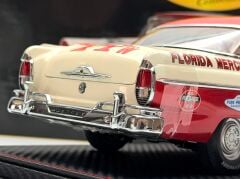 1:18 Mercury Monterey Hard Top Racing Car 1956 - SunStar Platinum