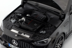 1:18 Mercedes-AMG C63 S W206 Obsidian Black 2024 - NZG