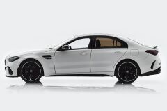 1:18 Mercedes-AMG C63 S W206 Opalith White 2024 - NZG