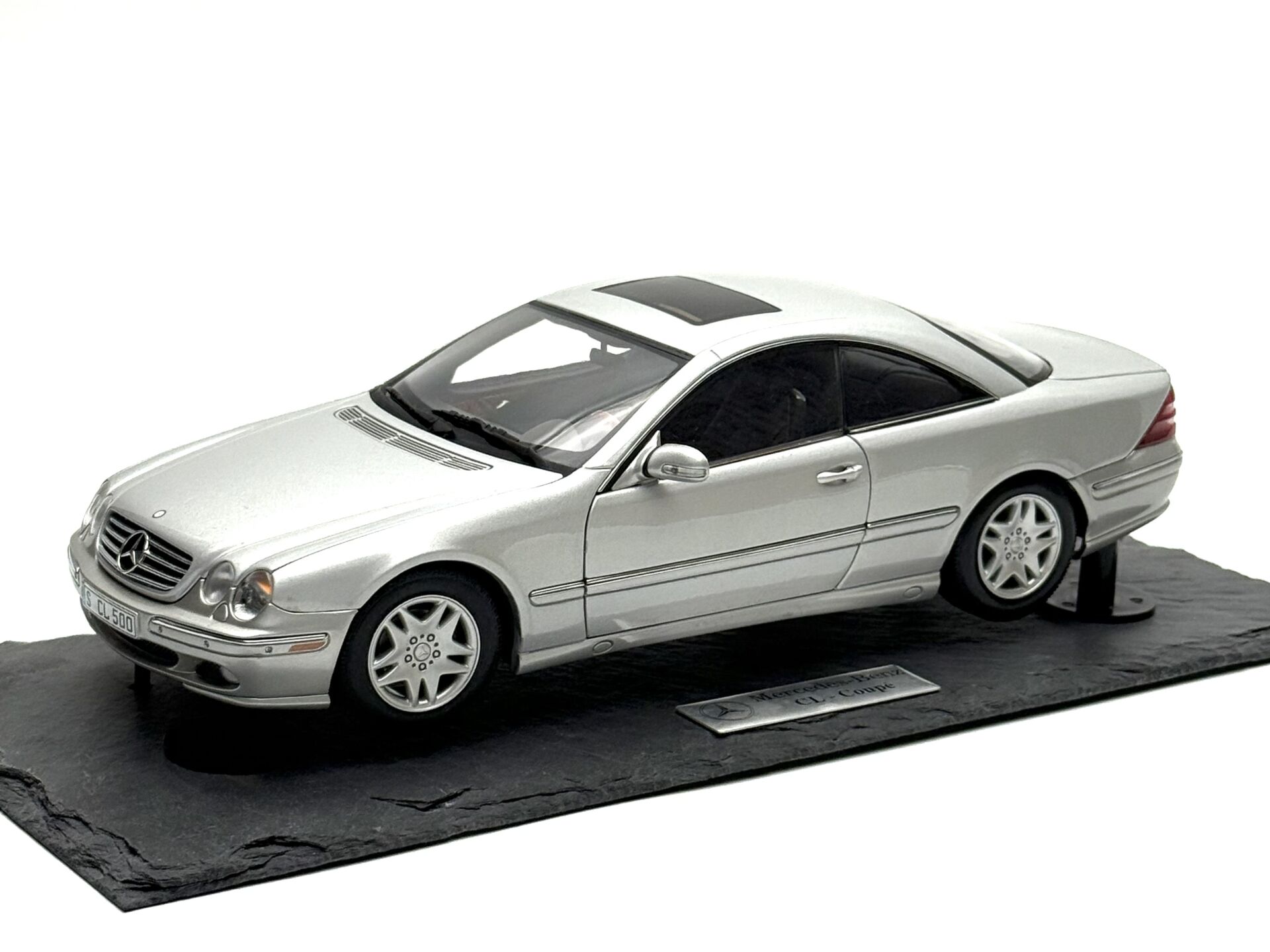 1:18 Mercedes-Benz CL 500 C215 W215 Silver Mermer Tabla - Autoart