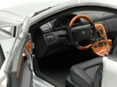 1:18 Mercedes-Benz CL 500 C215 W215 Silver Mermer Tabla - Autoart