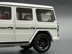 1:18 Mercedes-Benz G Class W463 Polar White 2015 - I Scale