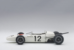 1:18 Honda RA272 F1 Mexico GP 1965 R.Bucknum - Autoart Signature