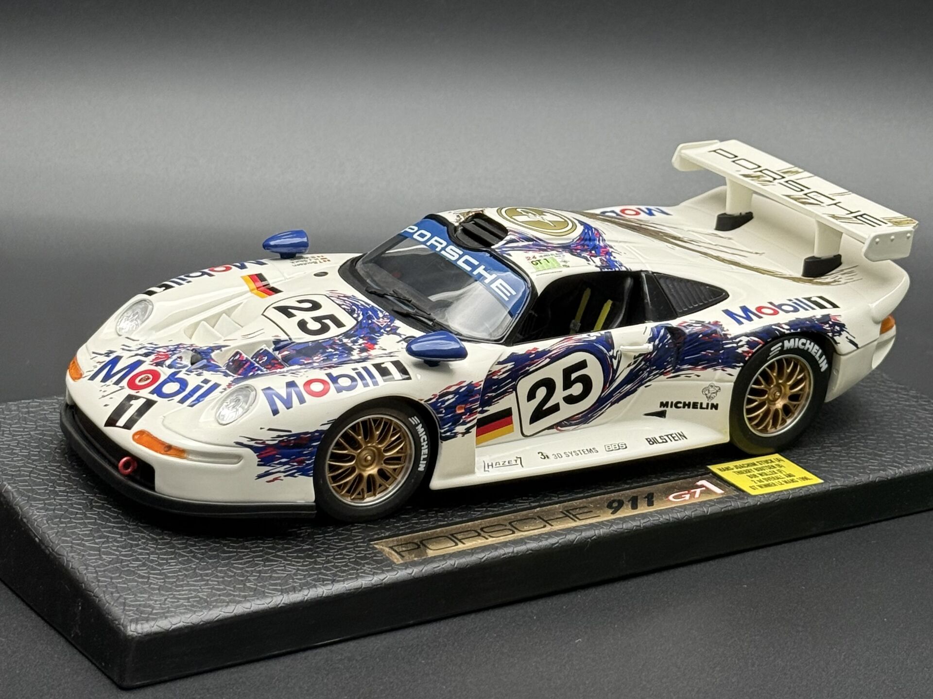 1:18 Porsche 911 GT1 Le Mans 1996 Class Winner - Anson