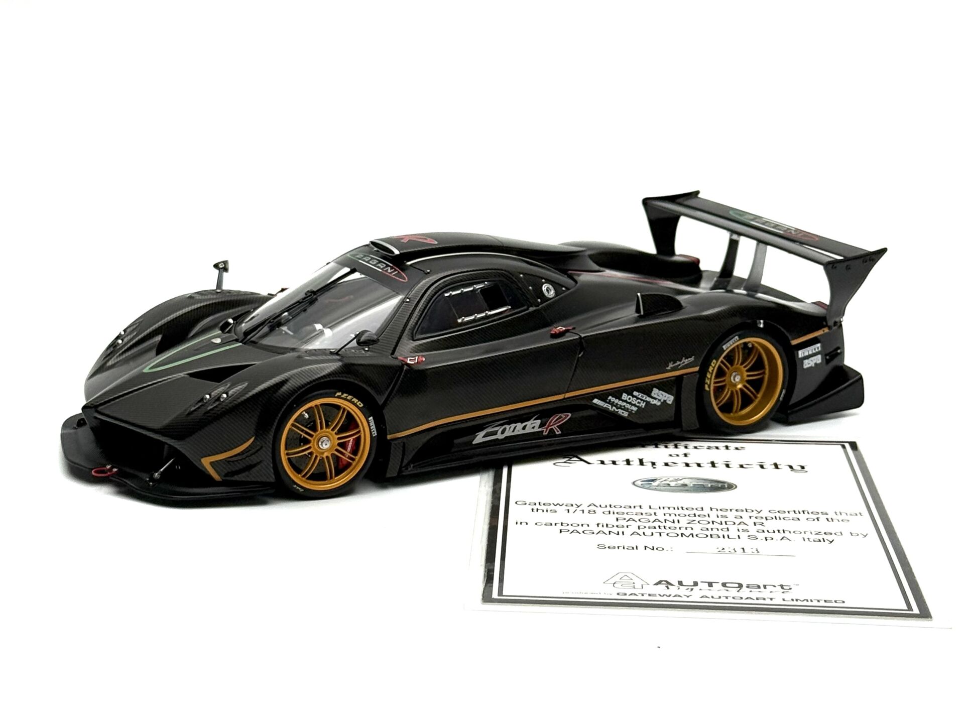 1:18 Pagani Zonda R Carbon Fiber Pattern 78261 - Autoart Signature