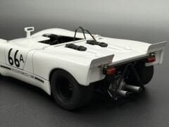 1:18 Porsche 908/02 No:66 Holtville Steve McQueen 87073 -Autoart