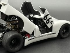 1:18 Porsche 908/02 No:66 Holtville Steve McQueen 87073 -Autoart