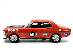 1:18 Ford XW Falcon GTHO 1970 Sandown Winner 50E - Autoart