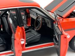 1:18 Ford XW Falcon GTHO 1970 Sandown Winner 50E - Autoart