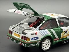 1:18 Ford Sierra Cosworth RS Tour De Corse Rally 1988 - Autoart