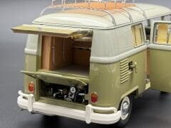 1:18 Volkswagen T1 Camping Bus 1959 Green - Schuco Exclusive