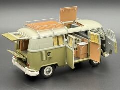 1:18 Volkswagen T1 Camping Bus 1959 Green - Schuco Exclusive