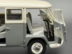 1:18 Volkswagen T1 Bus 1959 Nardo Grey - Schuco Exclusive