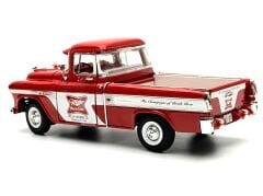 1:18 Chevrolet Cameo Pick Up 1957 Miller Red - Auto World