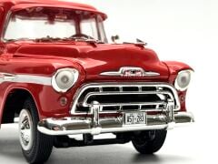 1:18 Chevrolet Cameo Pick Up 1957 Miller Red - Auto World