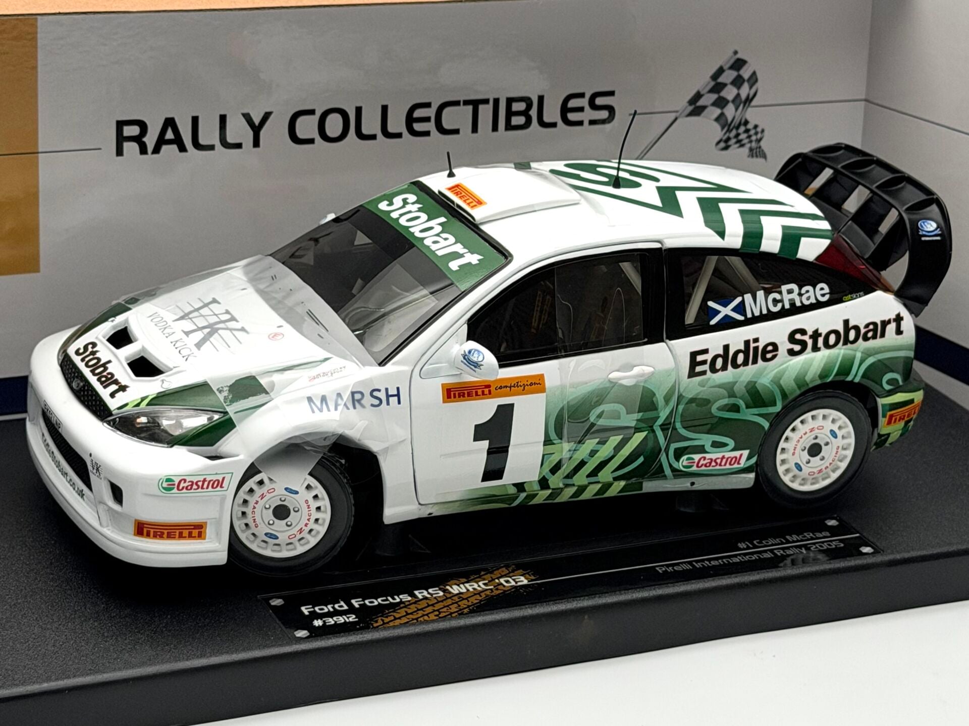 1:18 Ford Focus RS WRC 2005 Pirelli Int. Rally Colin McRae - Sun Star