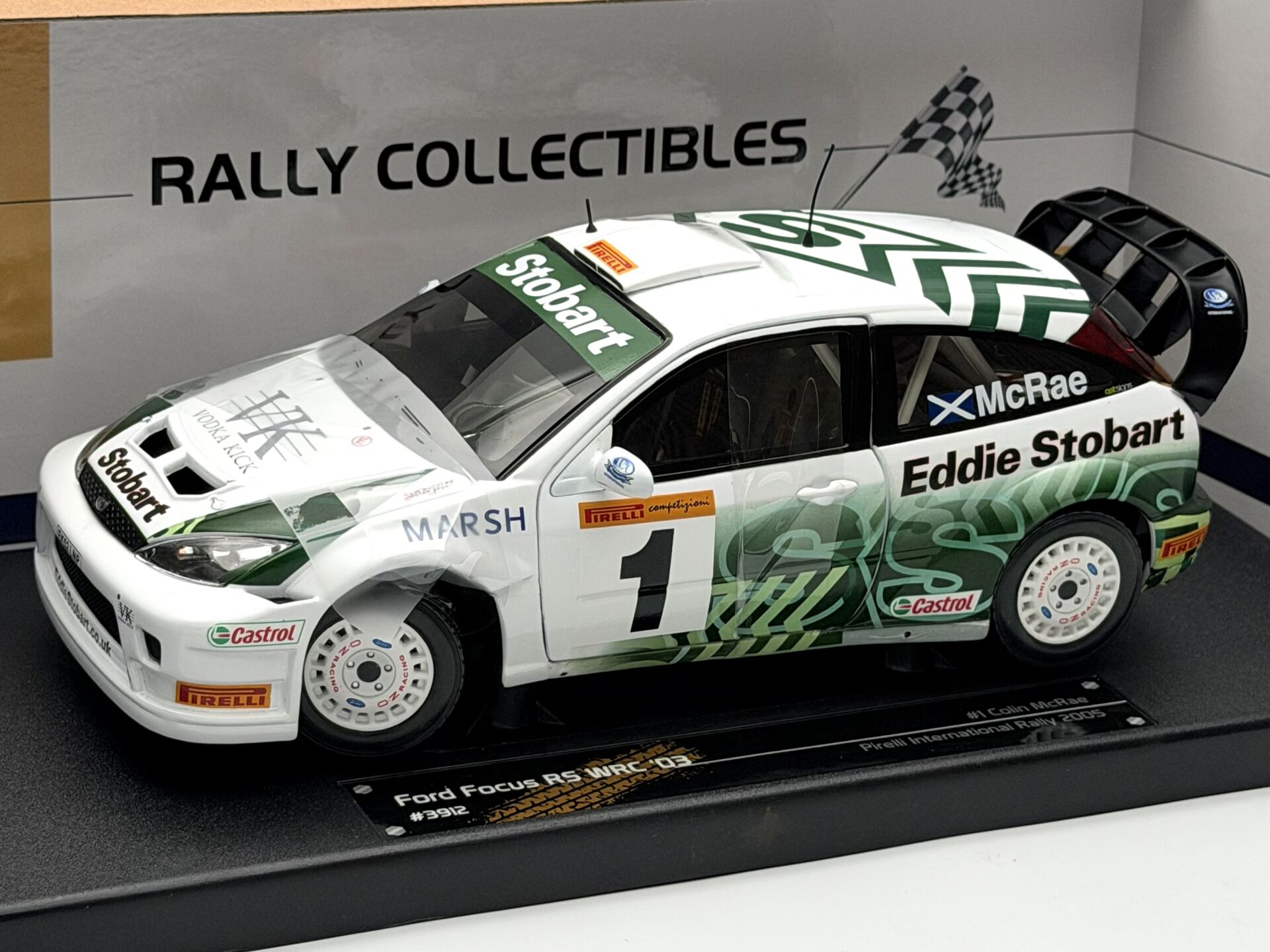 1:18 Ford Focus RS WRC 2005 Pirelli Int. Rally Colin McRae - Sun Star