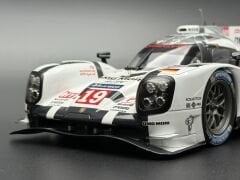 1:18 Porsche 919 Hybrid #19 24H Le Mans Winner 2015 - Spark