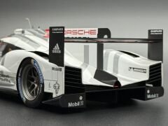 1:18 Porsche 919 Hybrid #19 24H Le Mans Winner 2015 - Spark