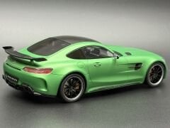 1:18 Mercedes-Benz AMG GTR V8 BiTurbo 2017 GT179 - GT Spirit