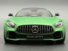 1:18 Mercedes-Benz AMG GTR V8 BiTurbo 2017 GT179 - GT Spirit