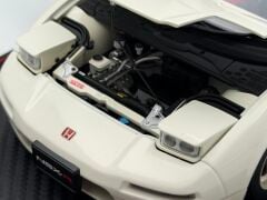 1:18 Honda NSX Type R Championship White 1992 - Autoart Signature