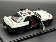 1:18 Nissan Skyline GTR R32 Police Car 77363 - Autoart