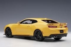 1:18 Chevrolet Camaro ZL1 2017 Bright Yellow 71205 - Autoart