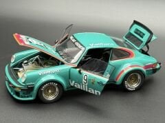 1:18 Porsche 934 RSR DRM 1976 Bob Wollek Vaillant - Schuco Exc.
