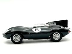 1:18 Jaguar D Type 1955 Le Mans Winner Hawthorn - Autoart Signature