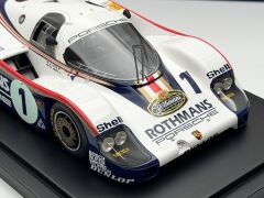 1:18 Porsche 956 LH Le Mans Winner 1982 with Showcase - Spark