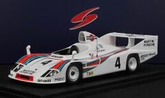 1:18 Porsche 936 Le Mans Winner 1977 with Showcase - Spark