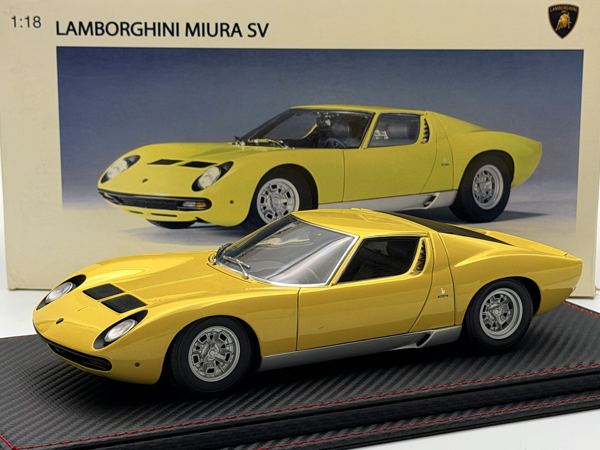 1:18 Lamborghini Miura SV 1971 Yellow - Autoart